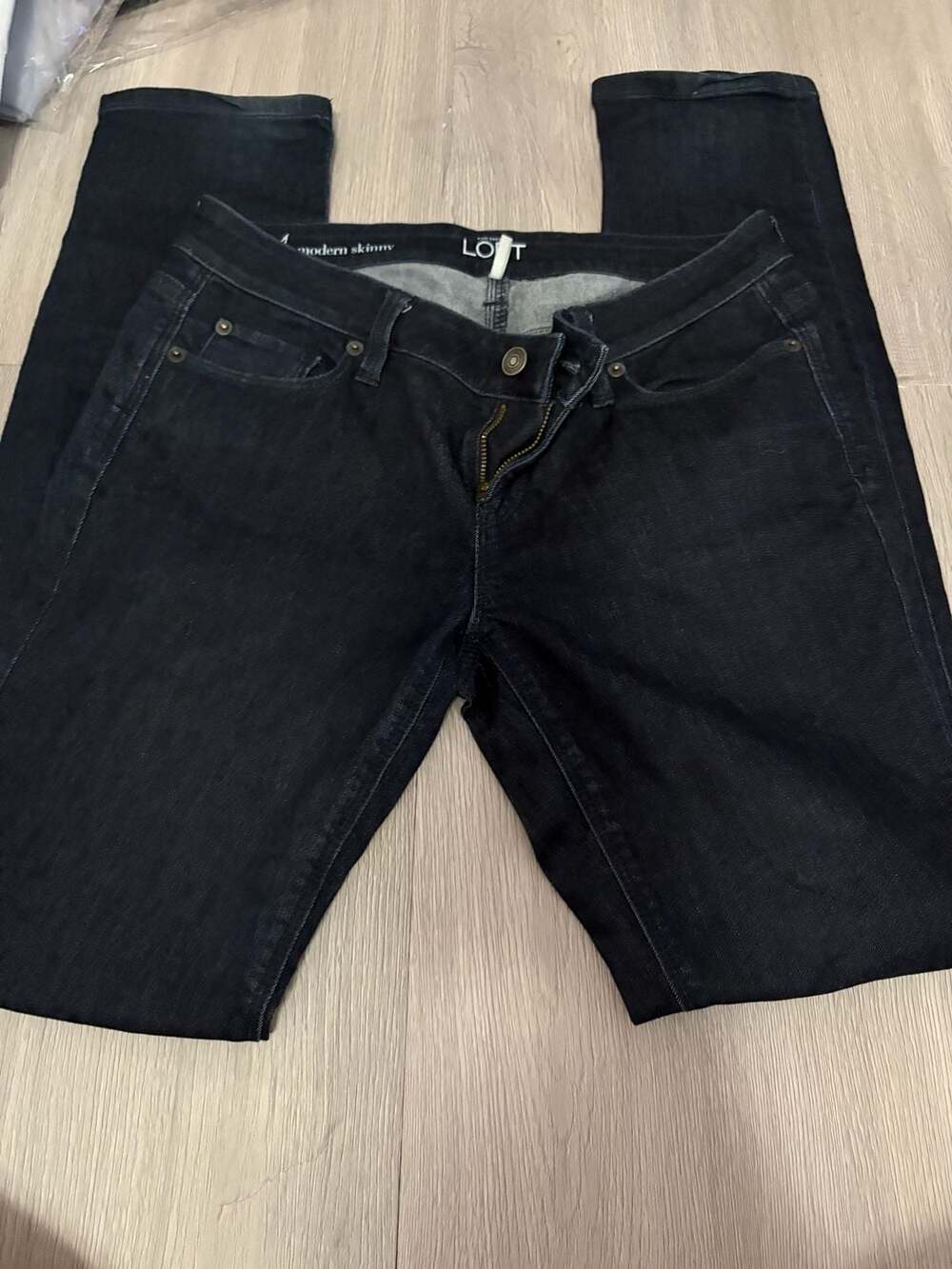 Ann Taylor LOFT Modern Skinny Dark Wash Denim Jeans Size 4